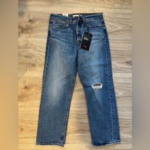 Brand new Levi straight Jeans